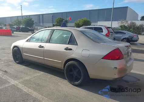 2006 Honda Accord 2.4 Vp из США, поврежденный, VIN 1HGCM56186A065889